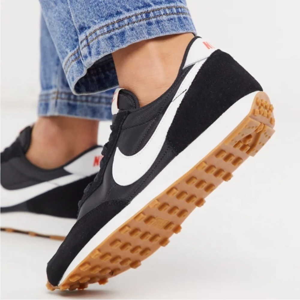 Nike Women's Black and White Sneakers with Gum Sole